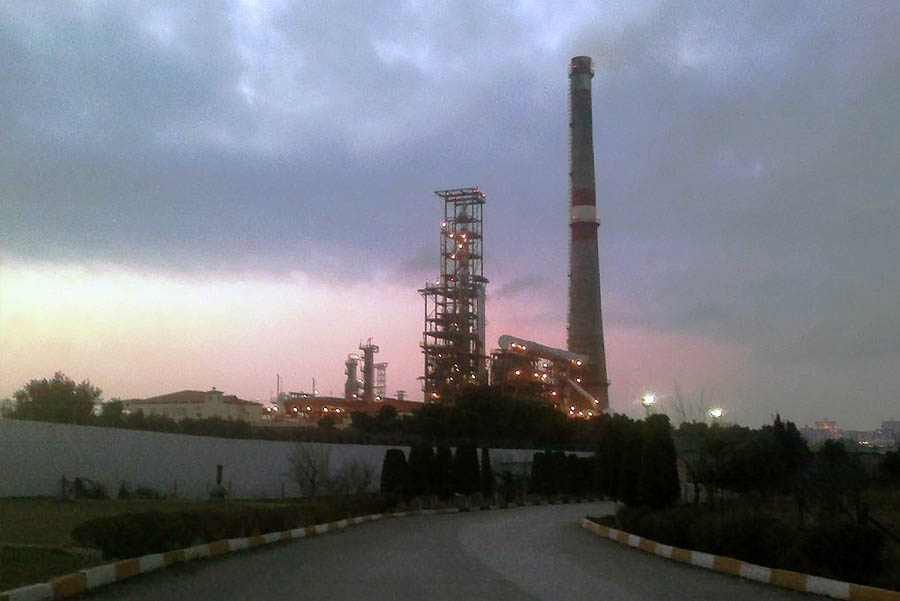 High pressure motorized gate valves for oli refinery in Azerbaijan
